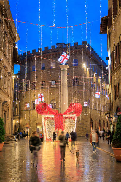 natale a firenze, italia - holidays and celebrations church wall italy foto e immagini stock