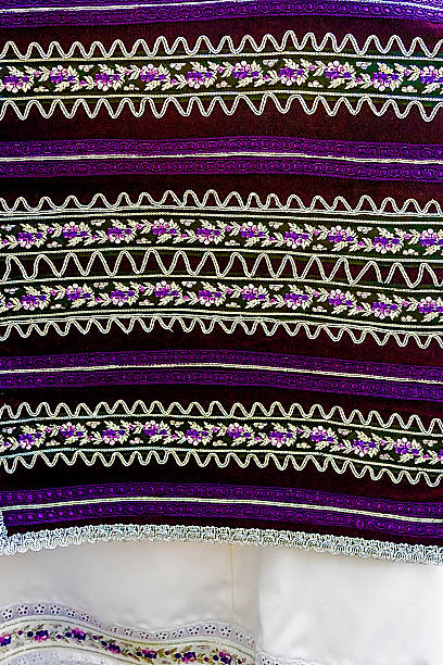 istock Material with romanian traditional embroidery 186526716