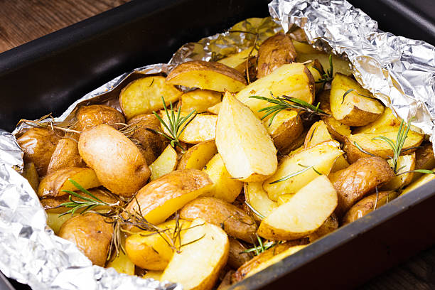 istock Rusic style baked potato 186533432