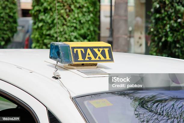 In Taxi - Fotografie stock e altre immagini di Affari - Affari, Automobile, Centro della città