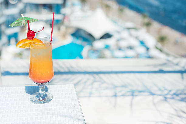 istock Cocktail near the swimming pool 186550590