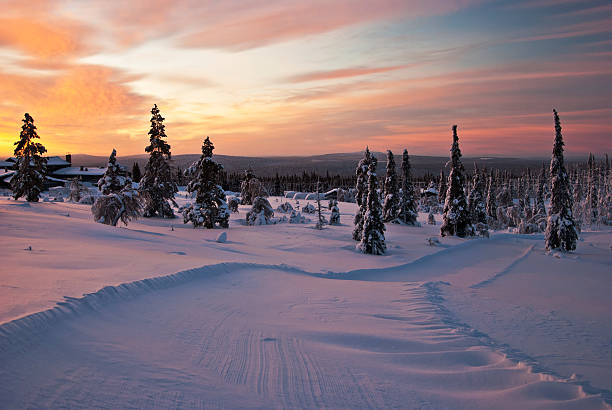 istock Winter sunset in Finland 186563201