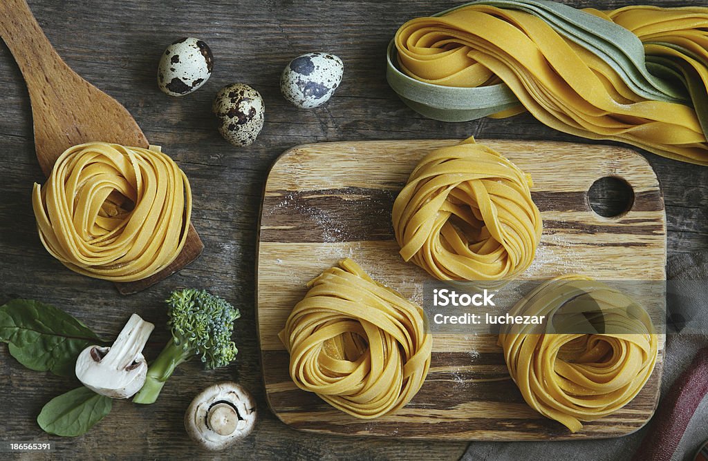 Pasta tagliatelle. - Foto de stock de Tagliatelle libre de derechos