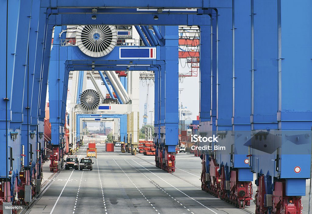 Conteneurs, grues de quai Le Gantry, port de Hambourg - Photo de Point de fuite libre de droits