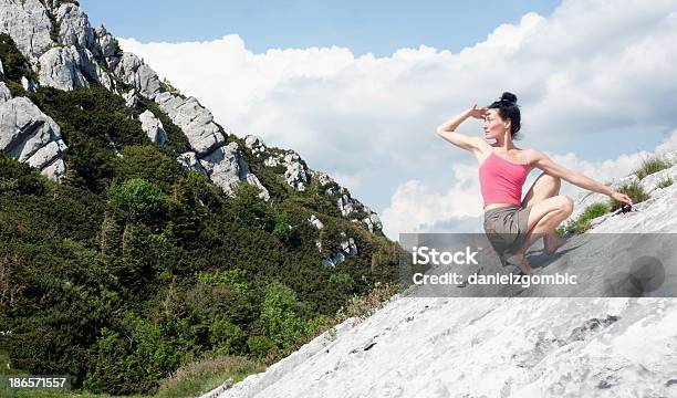 Woman Freeclimbing - 1人のストックフォトや画像を多数ご用意 - 1人, アクティブライフスタイル, エクストリームスポーツ