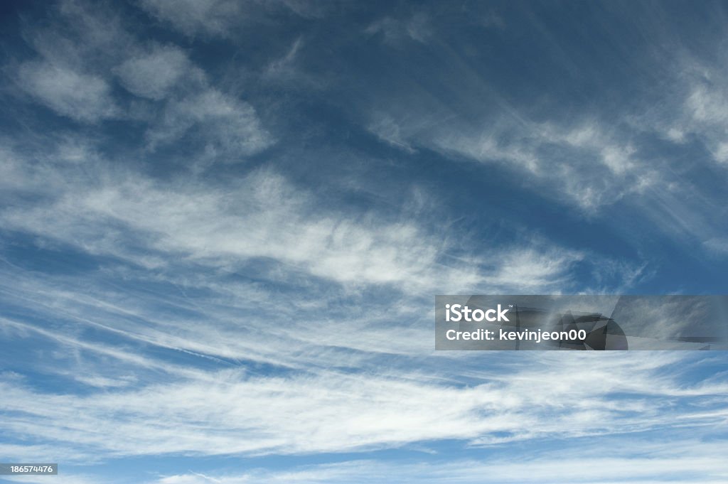 A bioccoli cloud sfondo cielo - Foto stock royalty-free di Ambientazione esterna