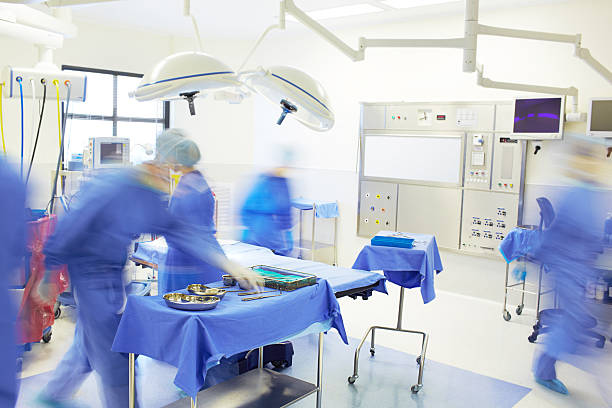 istock Rushing to prepare for a procedure 186577200
