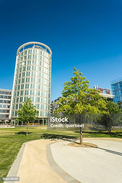 Bürogebäude Im Hamburger Hafen Stockfoto und mehr Bilder von Architektur - Architektur, Außenaufnahme von Gebäuden, Bankenviertel