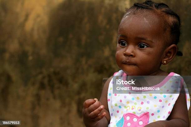 중유럽식 아기 12-17 개월에 대한 스톡 사진 및 기타 이미지 - 12-17 개월, 라이베리아, 사람들