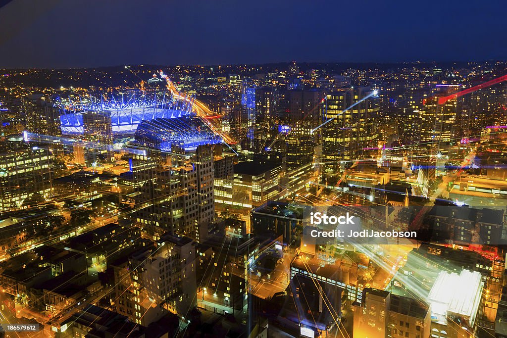 Golden hora en el centro de la ciudad de Vancouver - Foto de stock de Noche libre de derechos