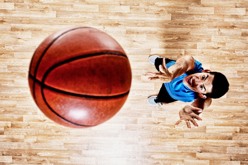 High angle view of a basketball playerhttp://www.twodozendesign.info/i/1.png