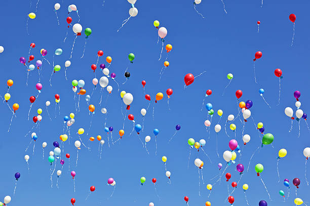 istock Flying balloons # 7 XXXL 186579740
