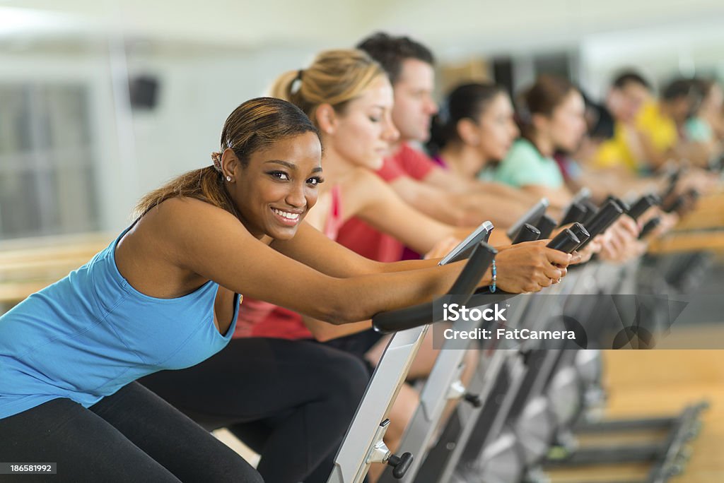 Sport und Fitness - Lizenzfrei Indoorcycling-Kurs Stock-Foto