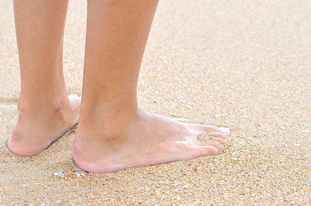 istock nice legs of a pretty girl 186582753