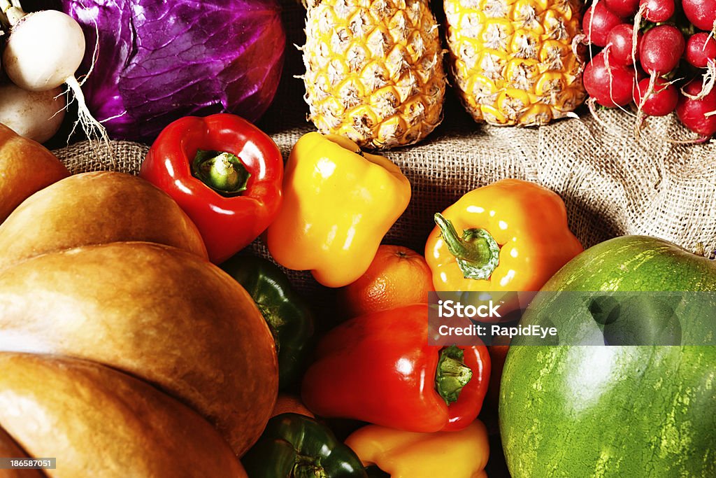 Close-up of 광택, 건강한 과일 및 야채 시장 - 로열티 프리 0명 스톡 사진