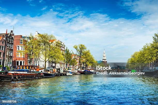 Amsterdam Kanal Der Munttoren Im Centrum Stockfoto und mehr Bilder von Altstadt - Altstadt, Amsterdam, Architektur