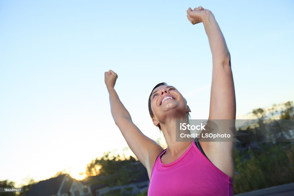 Mujer atleta para correr de salud de éxito - Foto de stock de 30-34 años libre de derechos