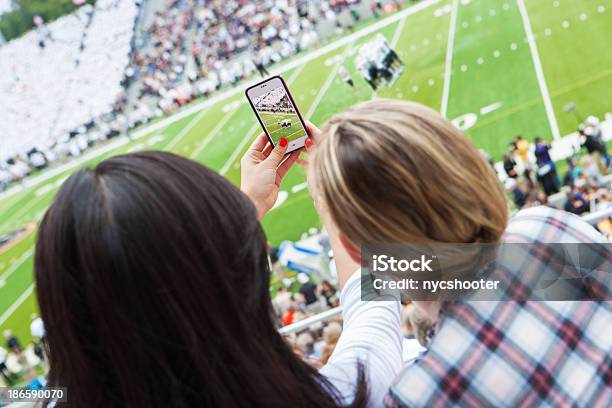 Ein Foto Von Sportveranstaltungen Stockfoto und mehr Bilder von Stadion - Stadion, Amerikanischer Football, Football - Spielball