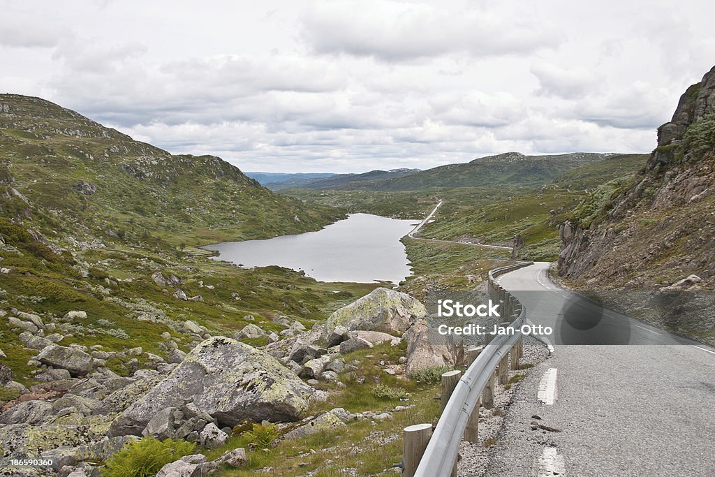 Leeren Straße in Norwegen - Lizenzfrei Anhöhe Stock-Foto