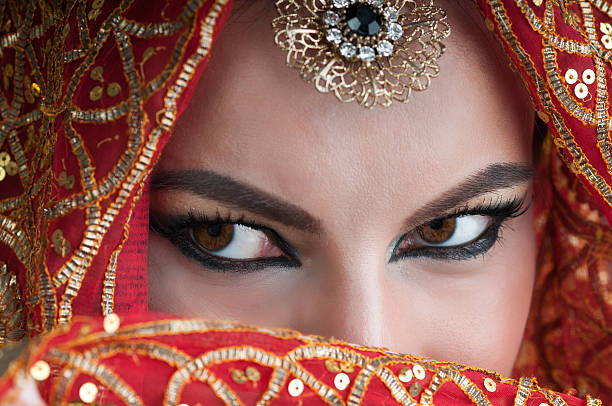 princesa vistazo. - bride veil women human face fotografías e imágenes de stock