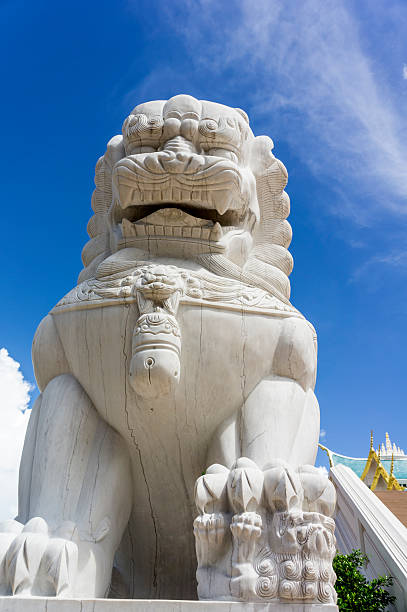 istock Big Chinese Lion Statue 186598243