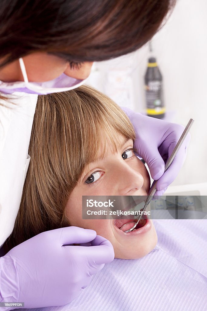 Esame dentale - Foto stock royalty-free di Adulto