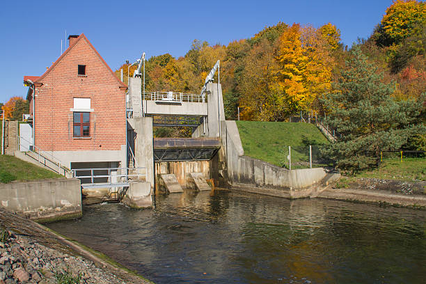Zabytkowy, małe hydro power plant – zdjęcie