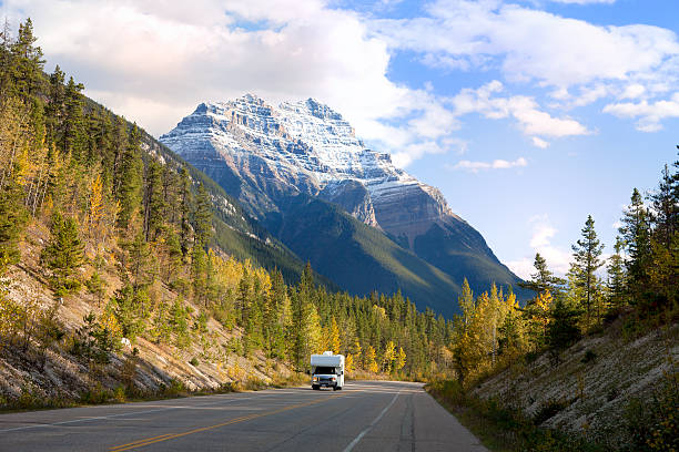 istock Road Trip to Banff National Park 186606536