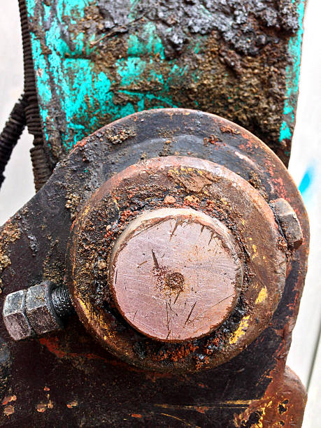 istock Singapore, heavy equipment. 186608185