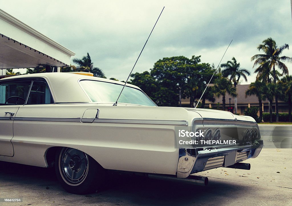 Carro clássico americano - Foto de stock de 1960-1969 royalty-free