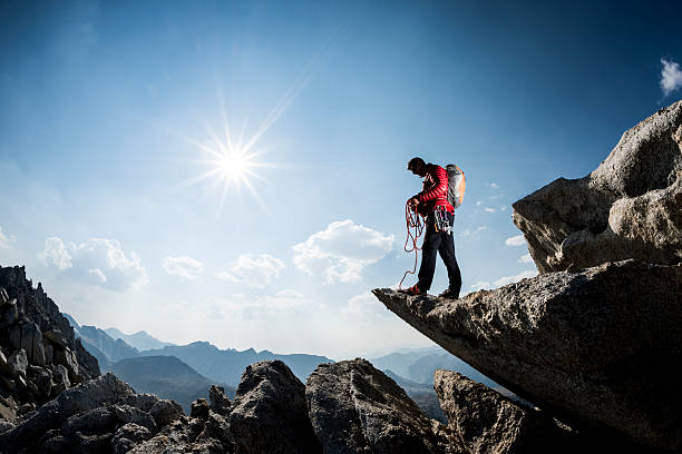 mountaineer - conquering adversity wilderness area aspirations achievement zdjęcia i obrazy z banku zdjęć