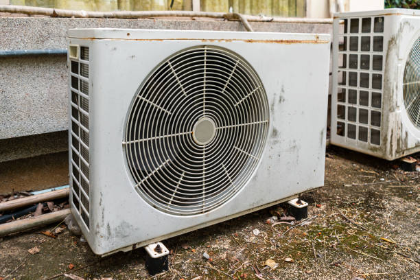 istock Old rusty air conditioner outdoor unit (CDU). 1866194386
