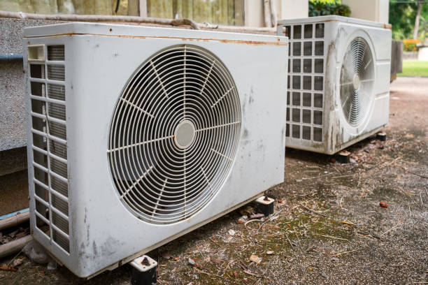 istock Old rusty air conditioner outdoor unit (CDU). 1866196422