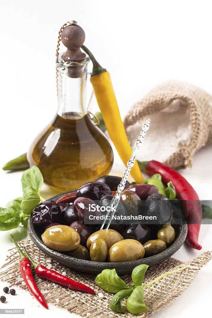 Mistura de azeitonas e pimenta - Foto de stock de Alimentação Saudável royalty-free