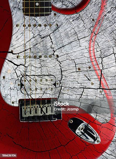 Old Elektrische Gitarre Auf Weiß Stockfoto und mehr Bilder von Abstrakt - Abstrakt, Aktivitäten und Sport, Alt