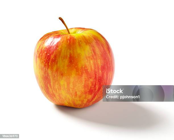 Foto de Honeycrisp e mais fotos de stock de Maçã - Maçã, Fundo Branco, Alimentação Saudável