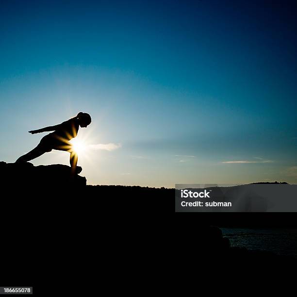 Foto de Saia Da Sua Fronteira e mais fotos de stock de 35-39 Anos - 35-39 Anos, Adulto, Beleza natural - Natureza