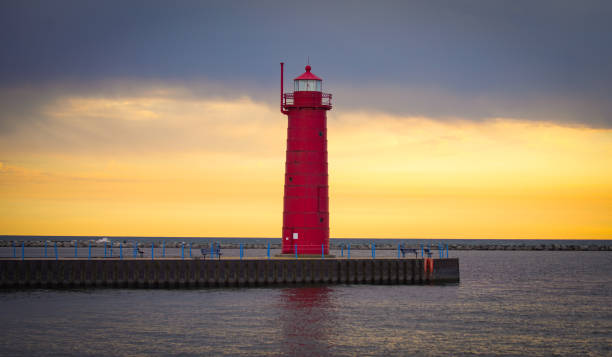 istock Lighthouse on Lake Michigan 1866623354