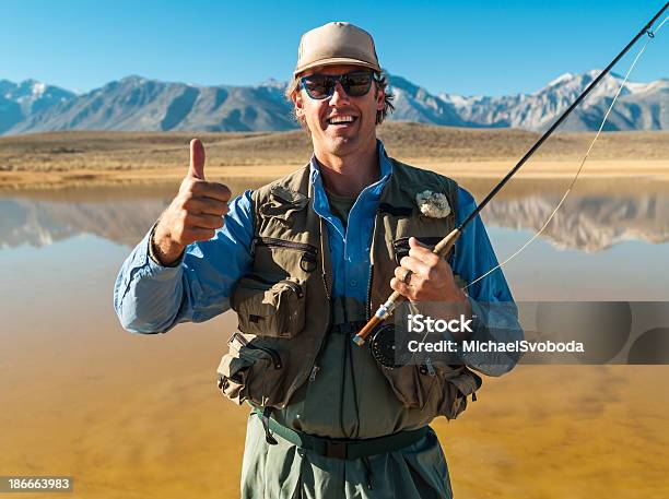 Photo libre de droit de Les Poissons Qui Ont Réussi banque d'images et plus d'images libres de droit de Pêche à la mouche - Pêche à la mouche, Activité, Activité de loisirs