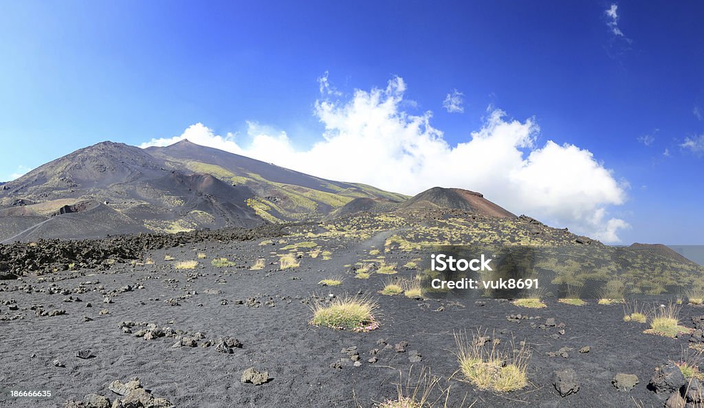 Podstawy volcano Etna - Zbiór zdjęć royalty-free (Bez ludzi)