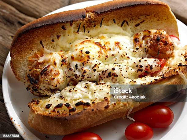 Tostado Albóndiga Sub Foto de stock y más banco de imágenes de Ajo - Ajo, Albóndiga, Alimento