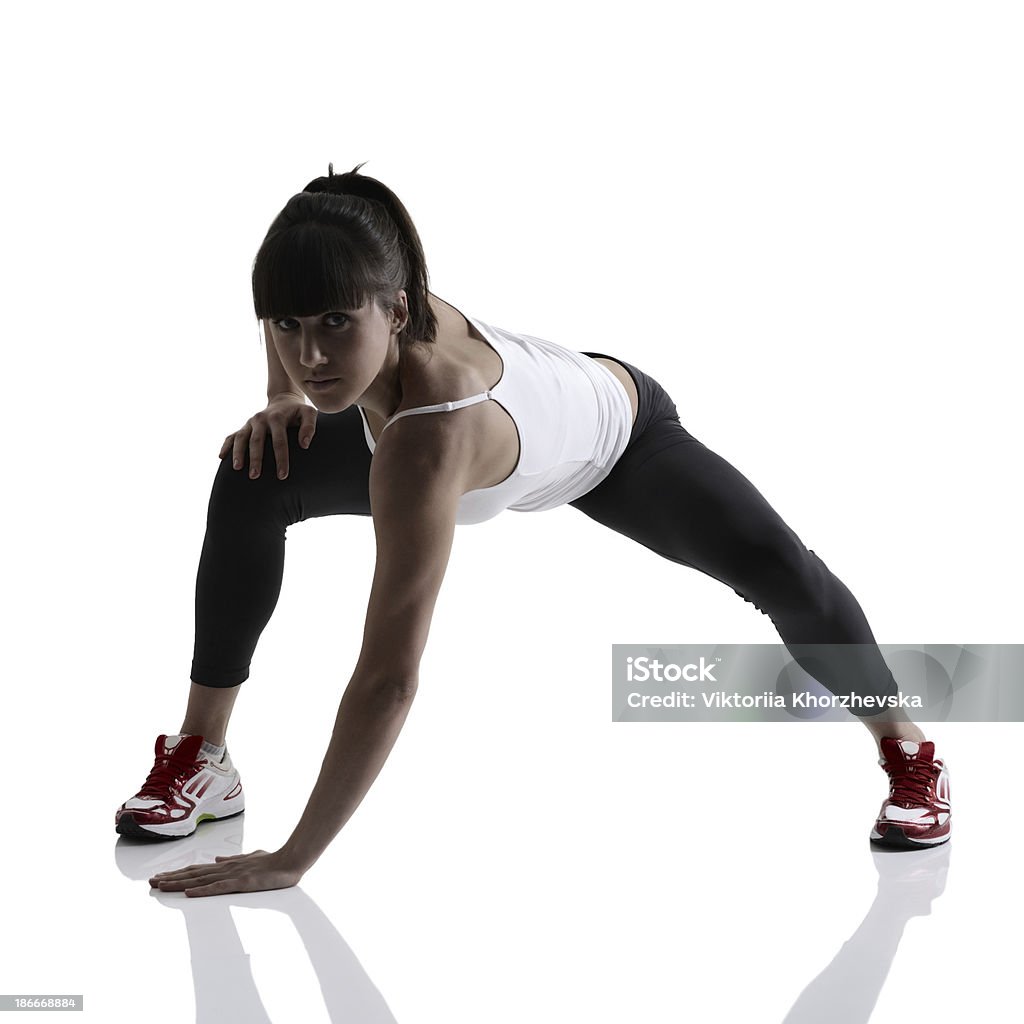 Retrato de garota de esporte fazendo yoga exercícios de alongamento - Foto de stock de Adolescente royalty-free