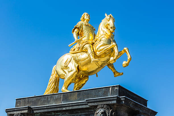istock Golden Rider in Dresden 186668949