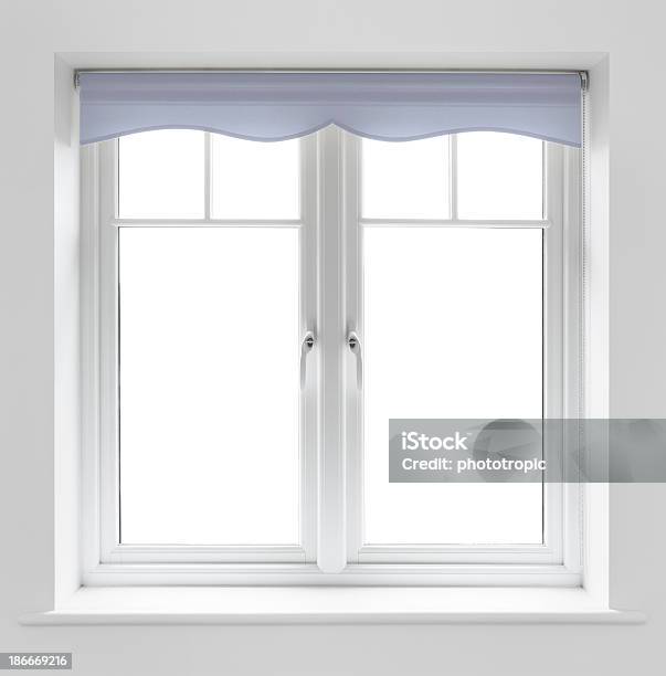 White Fensterrahmen Mit Jalousien Isoliert Stockfoto und mehr Bilder von Architektonisches Detail - Architektonisches Detail, Blau, Clipping Path