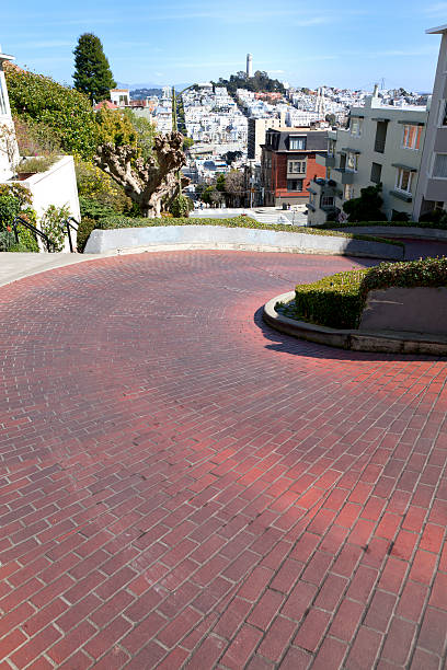istock Lombard Street, San Francisco 186682100