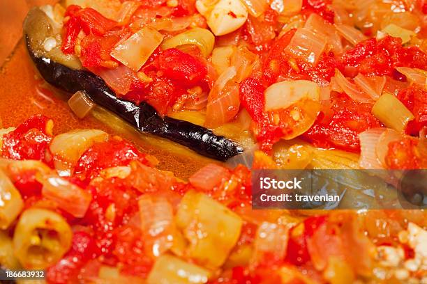 Foto de Eggplants Com Picadinho De Carne e mais fotos de stock de Assado no Forno - Assado no Forno, Berinjela, Carne