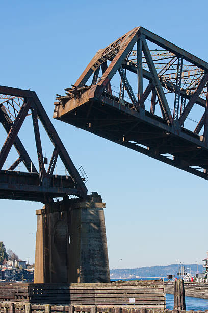 istock Ballard Locks Railroad Bridge 186684703