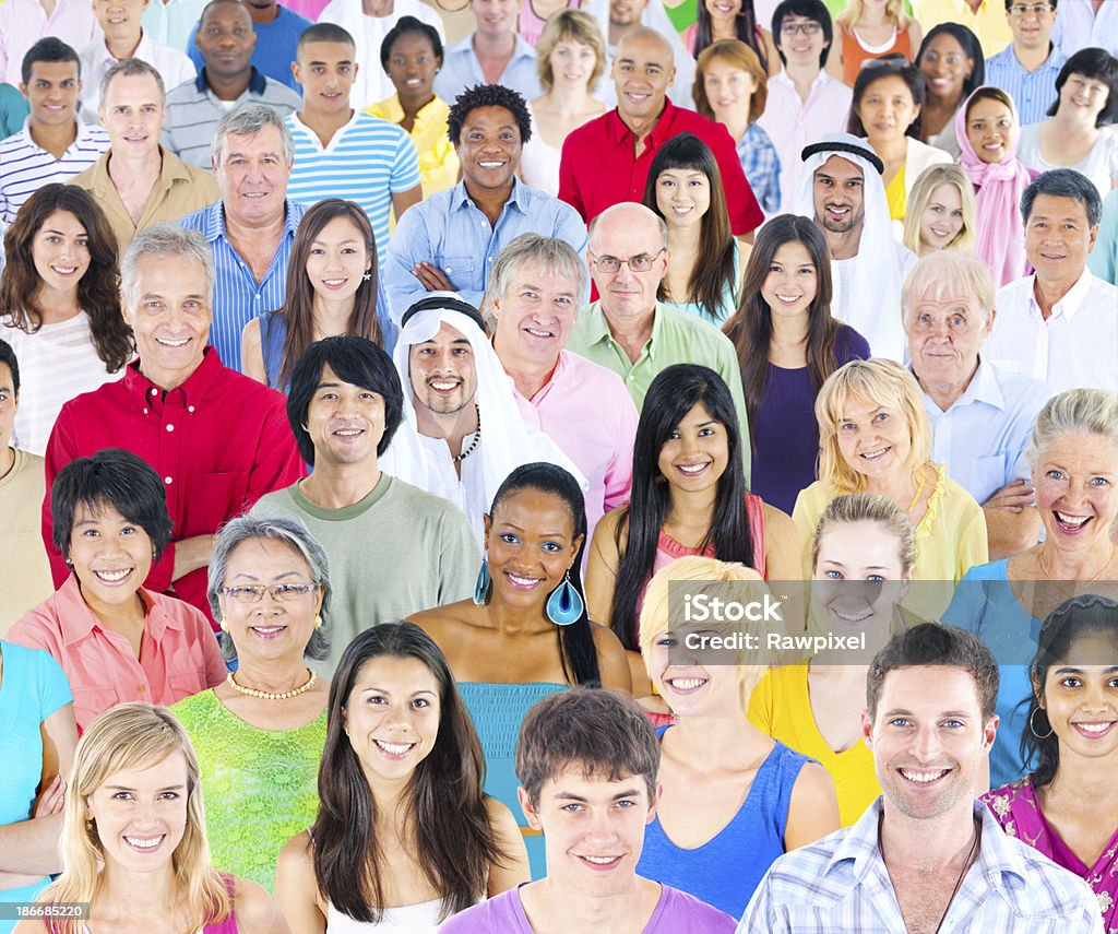 Amplio Grupo multiétnico de gente - Foto de stock de Adolescencia libre de derechos