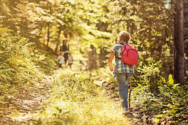 istock Little hiker girl 186686866