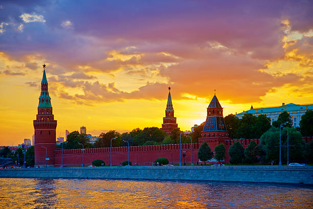istock Moscow Kremlim and embankment. 186690522